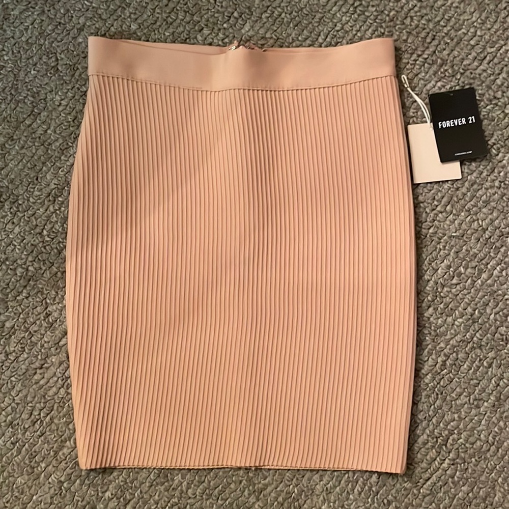 Forever 21 pencil skirt NEVER WORN